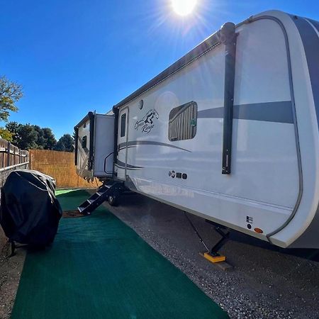 Luxury Glamping Near Idaho Event Center In Nampa Daire Dış mekan fotoğraf